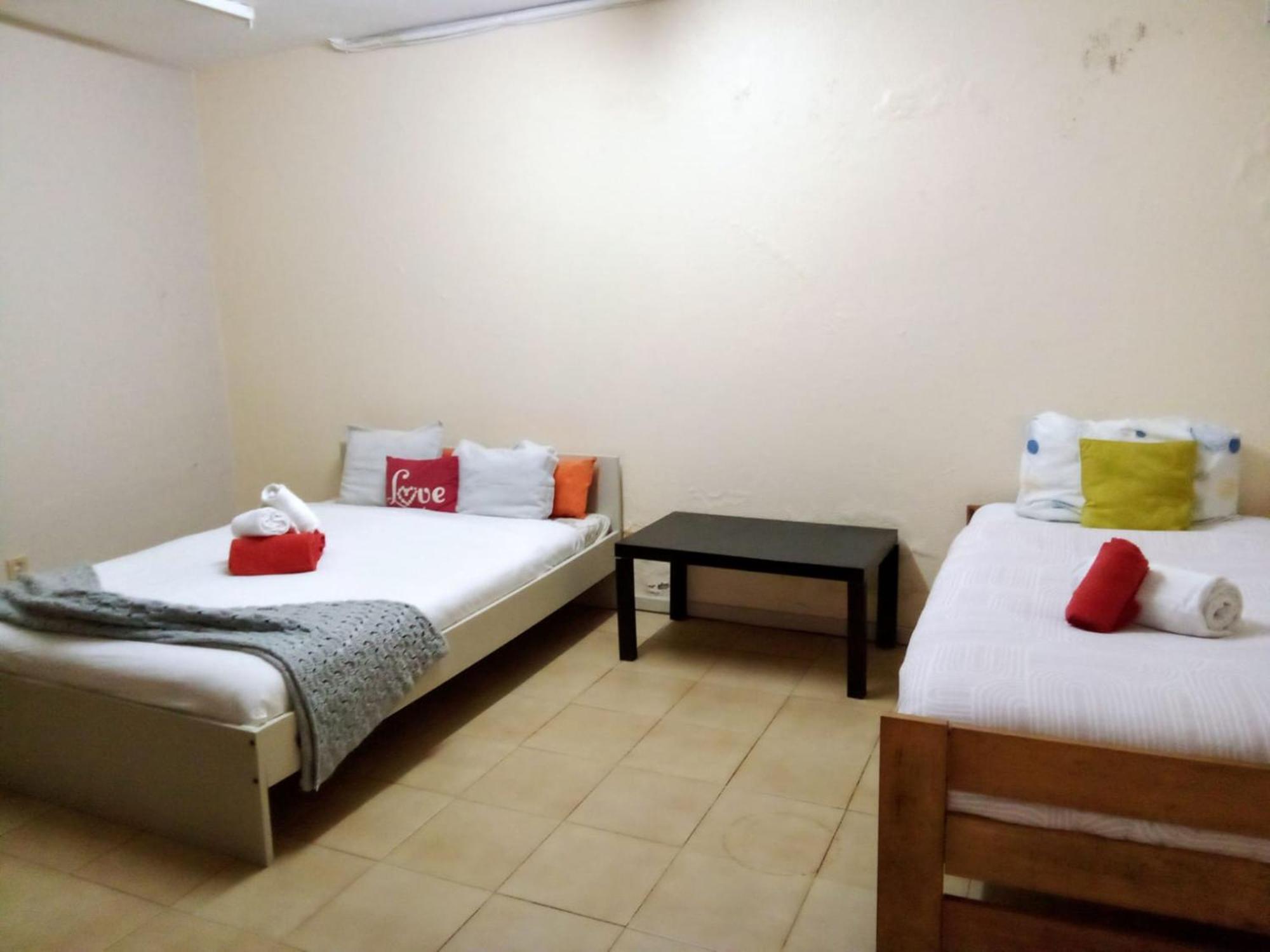 Spacious Economic Center Porto Flat Bagian luar foto