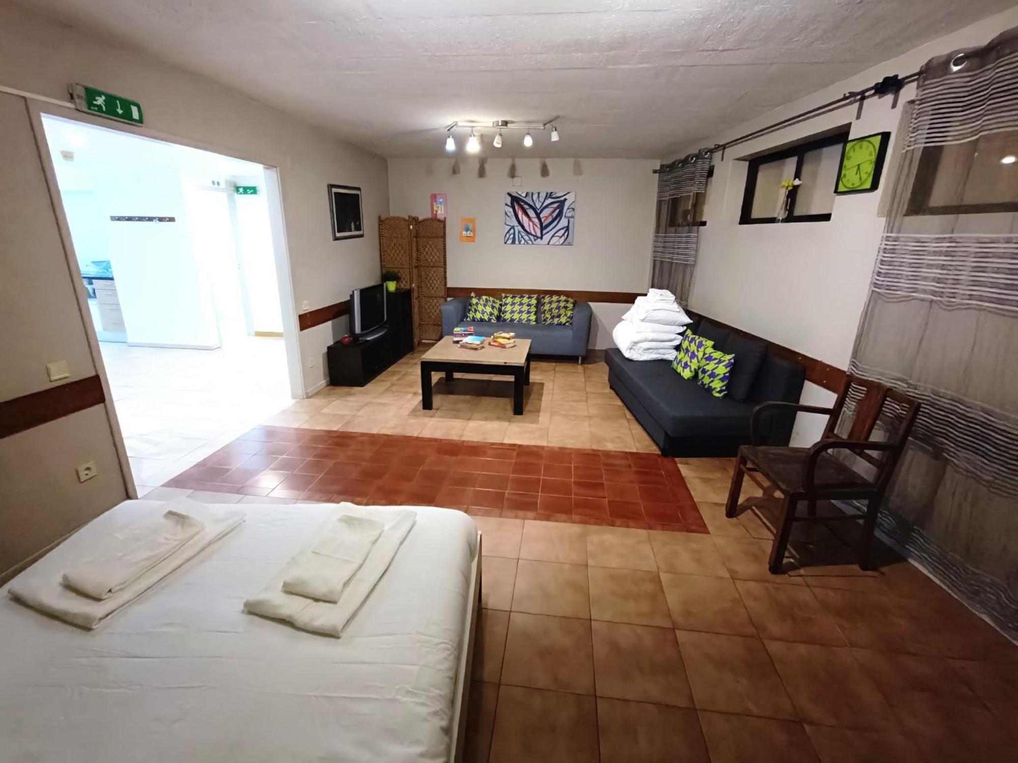 Spacious Economic Center Porto Flat Bagian luar foto