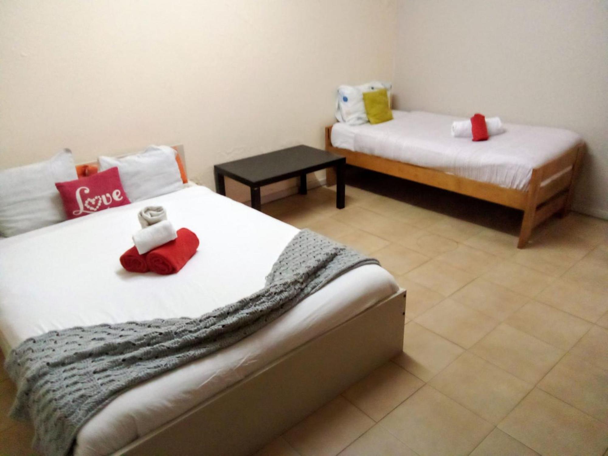 Spacious Economic Center Porto Flat Bagian luar foto
